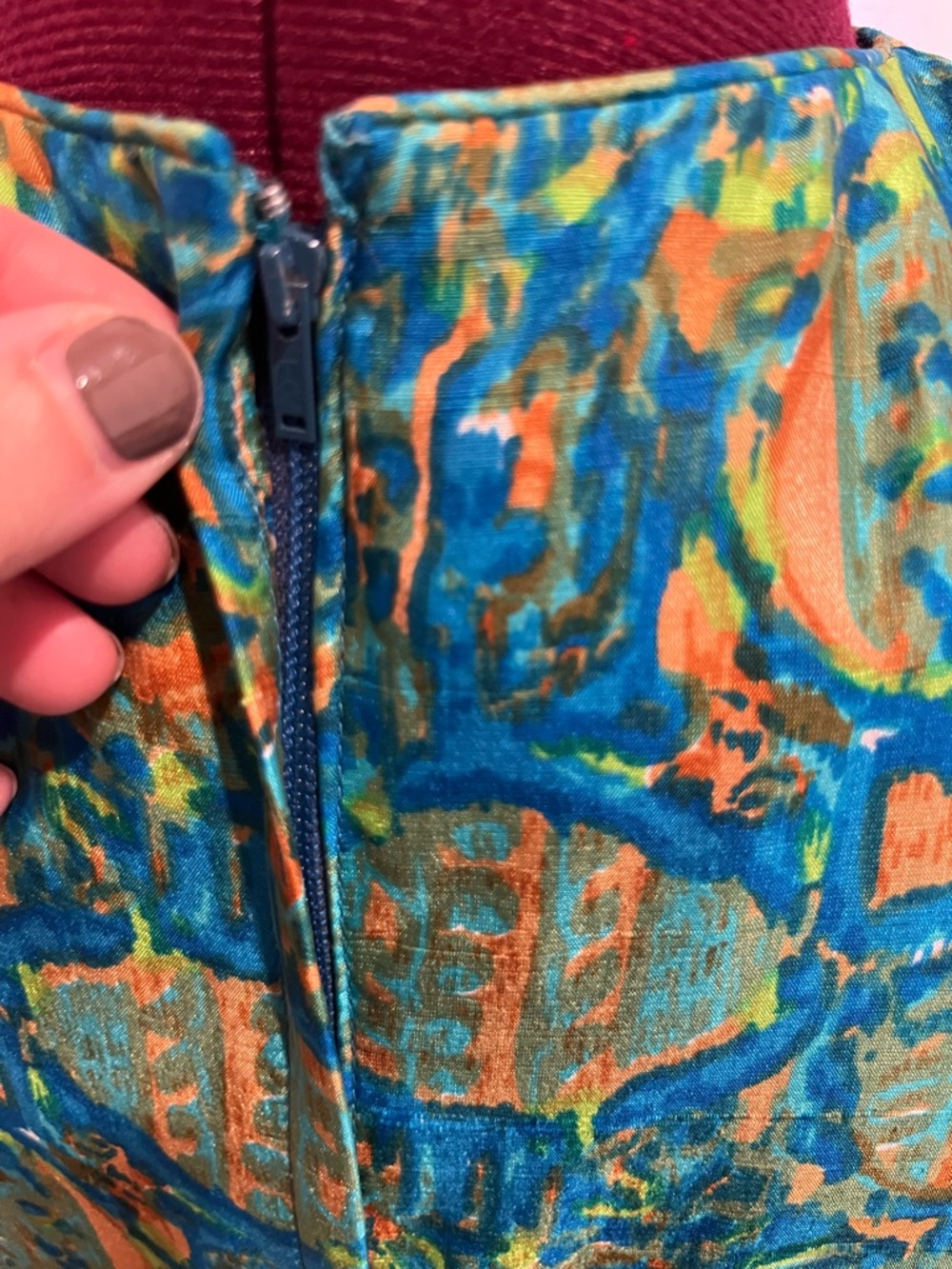 Vintage 1960s Simpsons-Sears Pure Silk Dress β Blue & Green Print - Picture 9 of 11